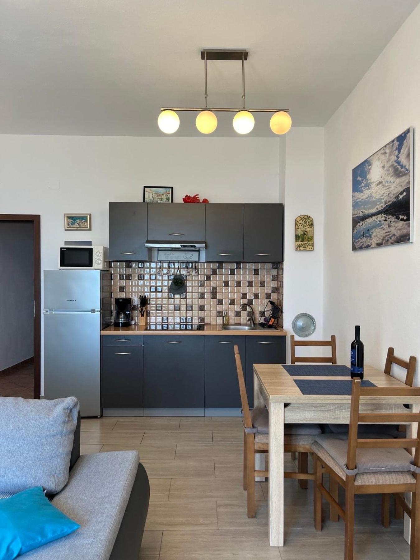 Apartments Mediterano セニ エクステリア 写真