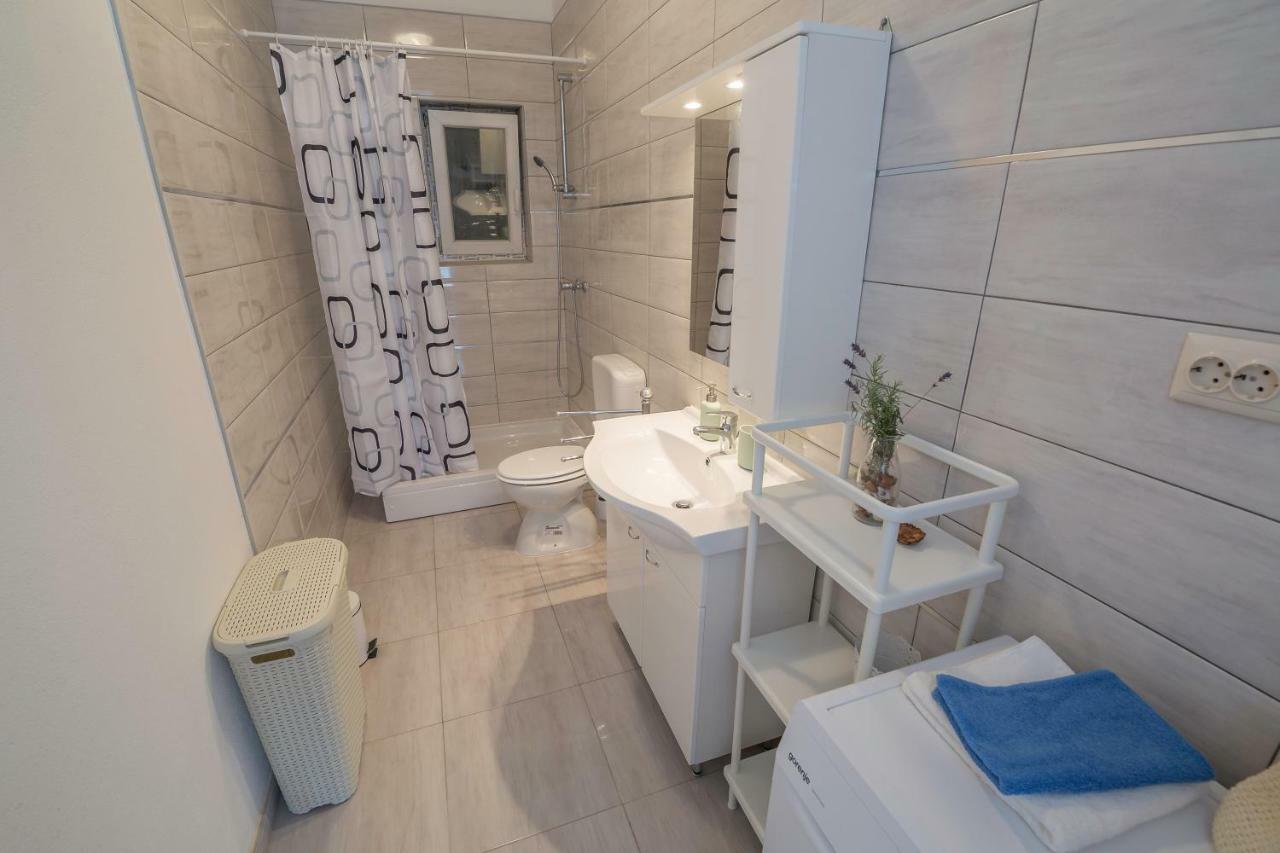 Apartments Mediterano セニ エクステリア 写真