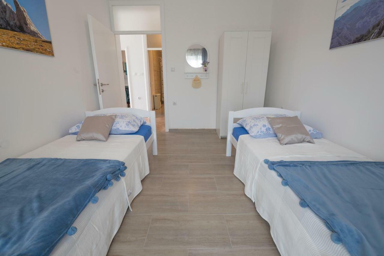 Apartments Mediterano セニ エクステリア 写真