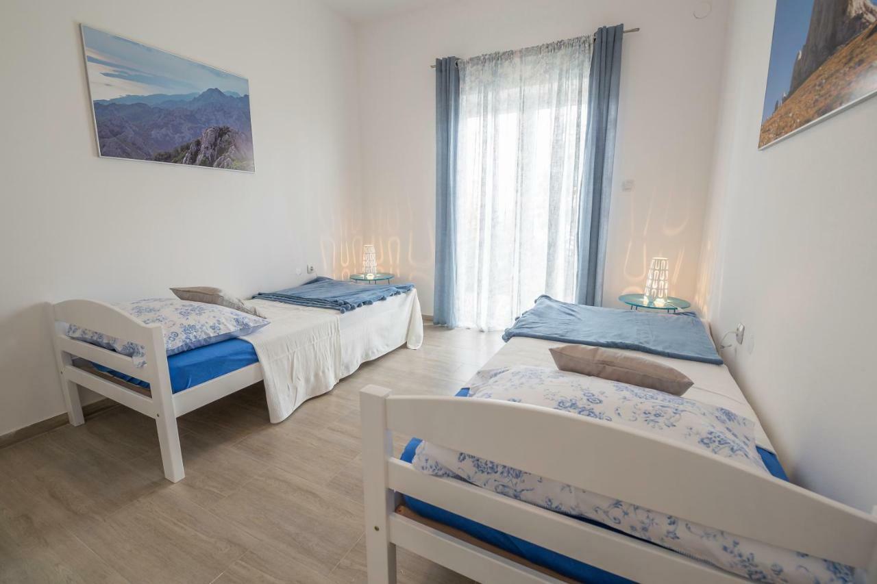 Apartments Mediterano セニ エクステリア 写真
